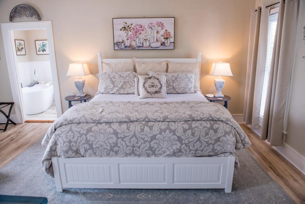 Pecan Tree Inn Beaufort Экстерьер фото