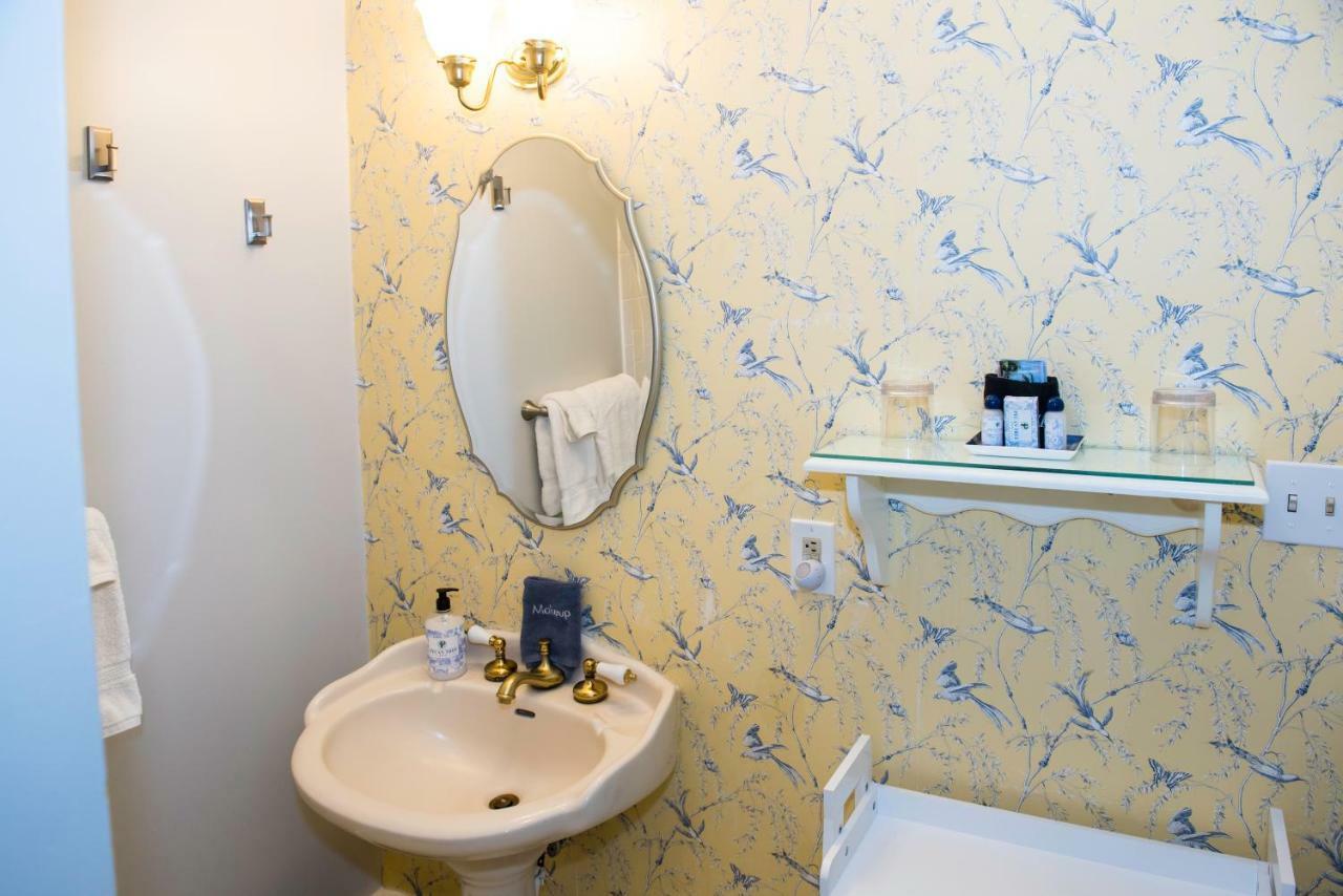 Pecan Tree Inn Beaufort Экстерьер фото